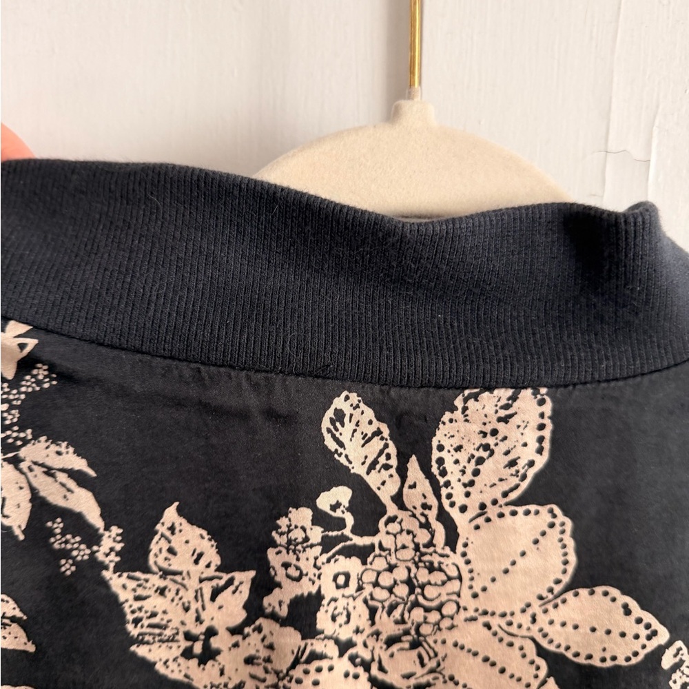Black and Cream Floral Bomber Jacket - Picture 5 of 5